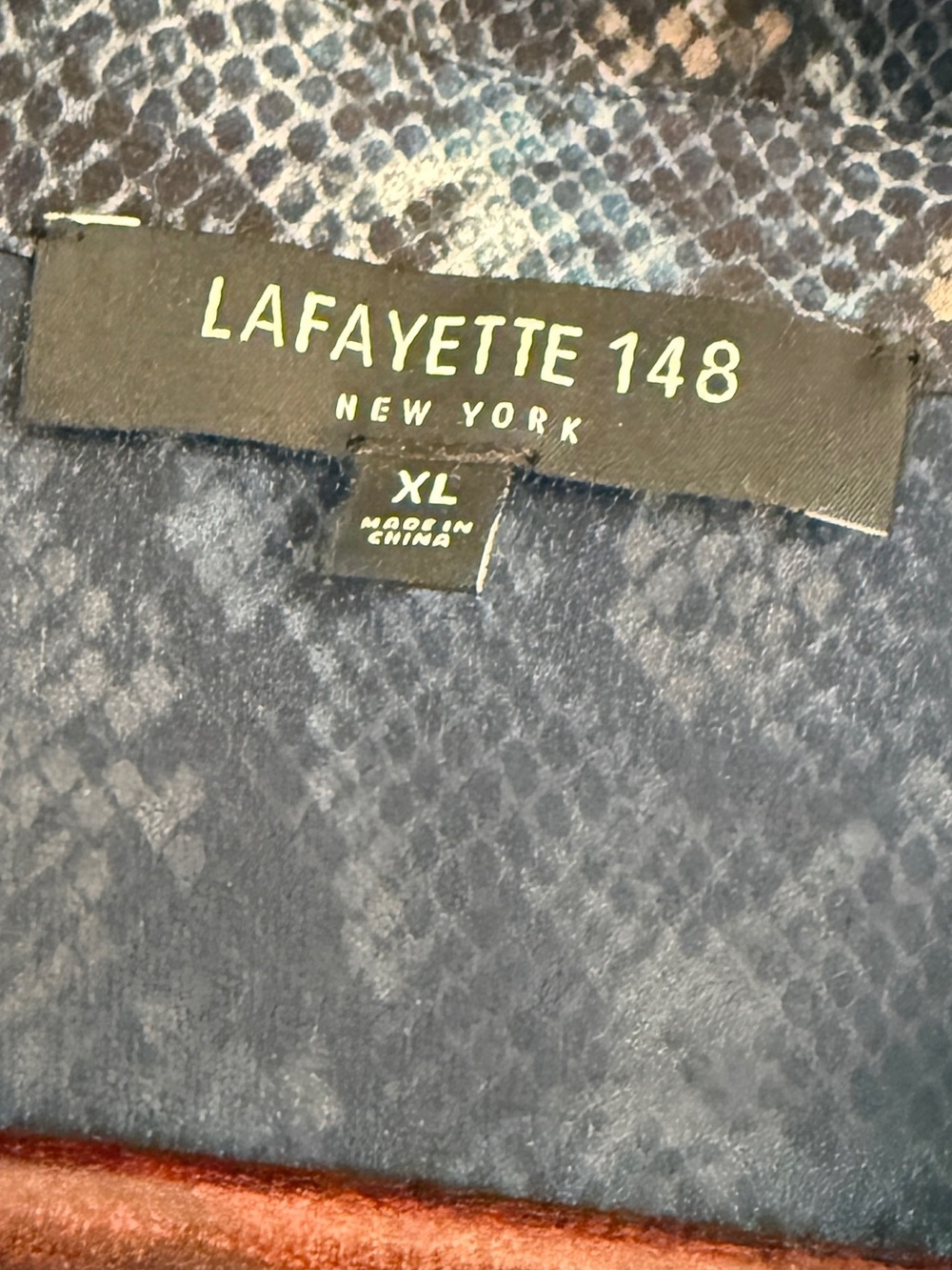 LAFAYETTE 148 Women's Blue Snake Print Long Sleeve Button Down Shirt Size XL - Picture 4 of 5